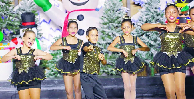 El Cathedral Community School realiza un show