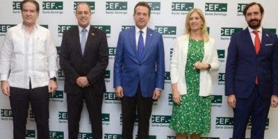 Cámara  Comercio de España y CEF   hacen conversatorio