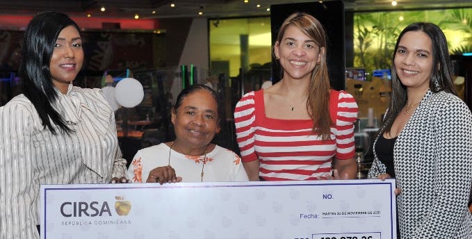 Grupo CIRSA en República Dominicana con donativo