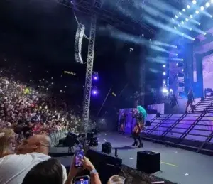 Karol G, en show excitante, ante un público ansioso