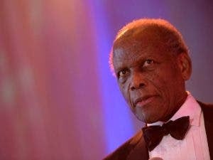 Muere Sidney Poitier, primer actor negro en ganar un Oscar como protagonista