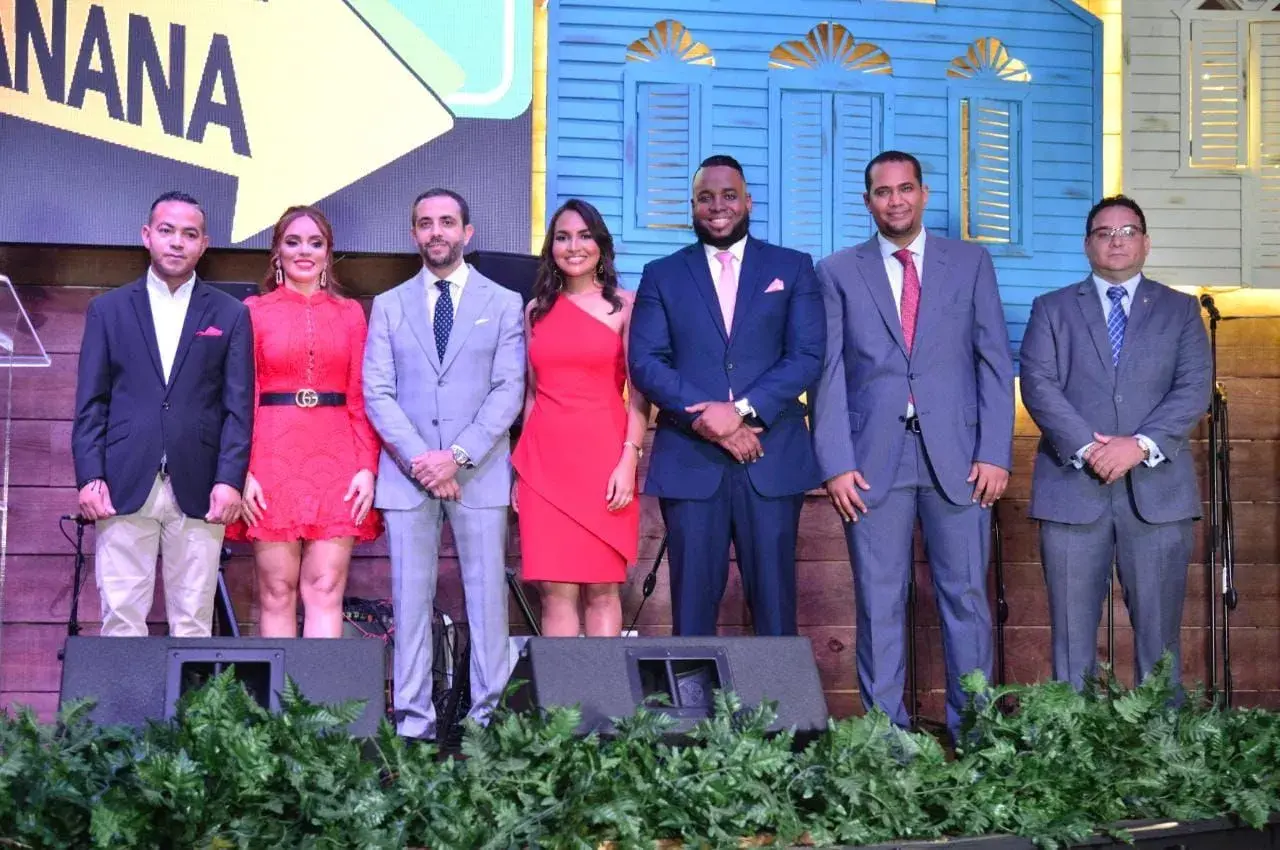 Presentan nuevo equipo en programa radial «El Rumbo de la Mañana»