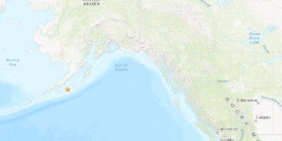 Estados Unidos lanza un aviso de tsunami en la costa oeste del país