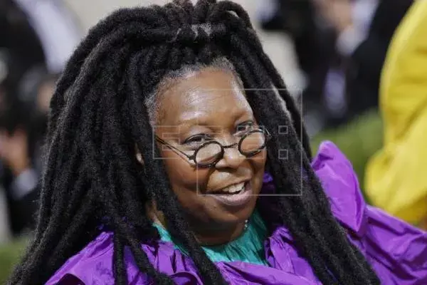 La actriz y presentadora Whoopi Goldberg da positivo por covid-19