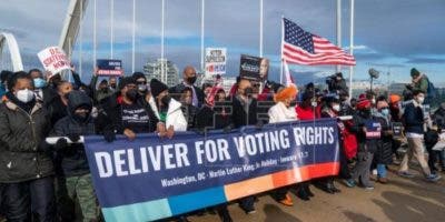 Cientos protestan en Washington por el voto junto a la familia de Luther King