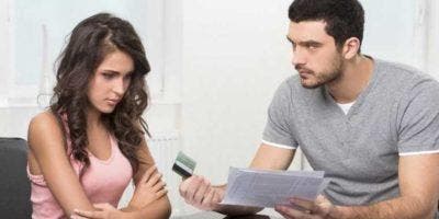 La “infidelidad financiera” puede destruir matrimonios