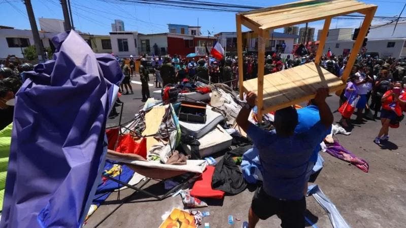 El inédito bloqueo en el norte de Chile en protesta contra la inseguridad y la crisis migratoria