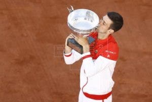 Francia rectifica y no permitirá que Djokovic participe en Roland Garros