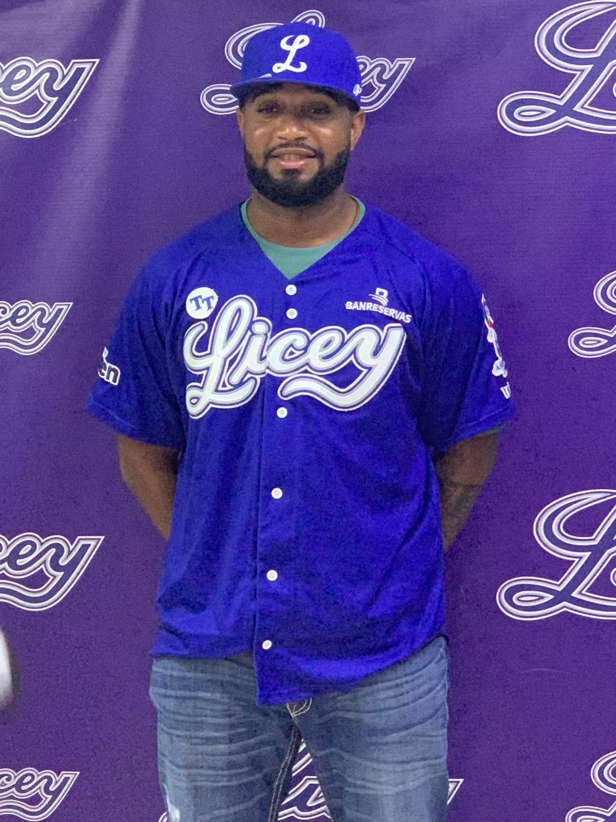 Tigres del Licey anuncian la contratación del lanzador Elniery García