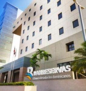 Banreservas recibe  20 certificaciones