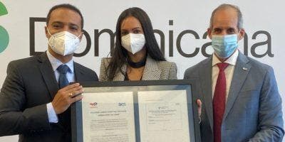 Molinos Modernos recibe certificado de gas natural