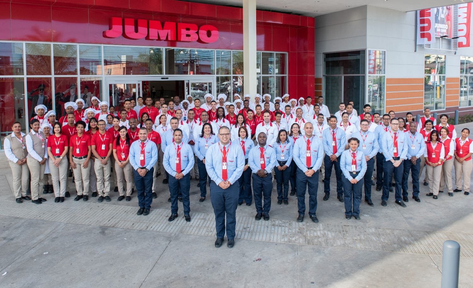 Jumbo celebra 20 años en  mercado con varias ofertas