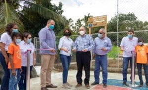 Entidades abren un huerto ecológico en centro Manoguayabo