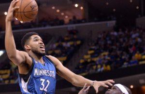 Pese a los 24 puntos y 11 rebotes de Karl Towns Minnesota cae ante Toronto