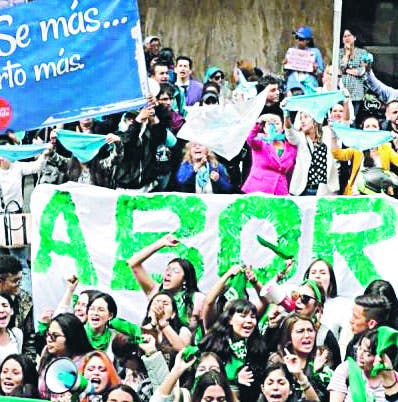Una marcha contra aborto en Colombia