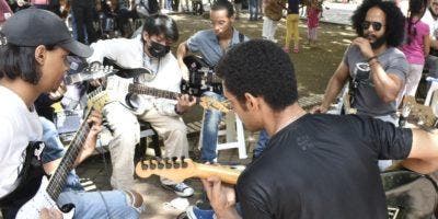 Parque Colón  se “aviva”  sin medidas Covid