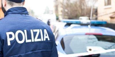Hombre investigado en Italia por mantener cadáver de su mujer tres meses en el sofá