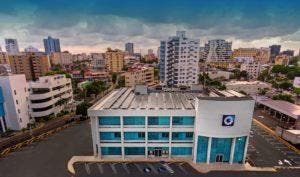 Banco Popular conmemora 10 años de su proyecto de oficinas fotovoltaicas