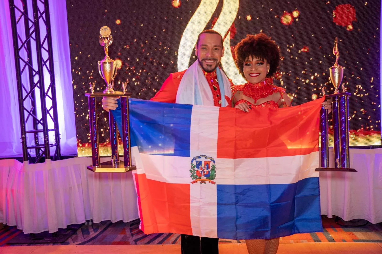 RD gana segundo lugar en competencia de baile de Música Latina en EE.UU