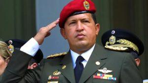 «Un fracaso militar, un éxito político»: 2 visiones opuestas del golpe de Estado que creó la figura de Hugo Chávez