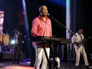 Michel Martelly demuestra ser todo en showman en el escenario