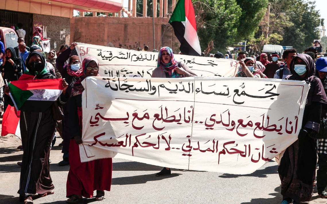 BBC denuncia el arresto de tres de sus periodistas durante protestas en Sudán