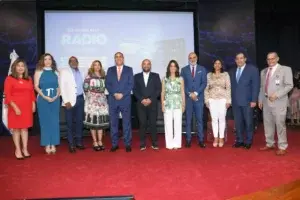 Indotel realiza panel sobre retos y oportunidades de la radiodifusión en RD