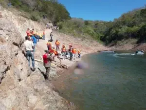 Defensa Civil recupera cuerpos de haitianos ahogados en Presa de Monción