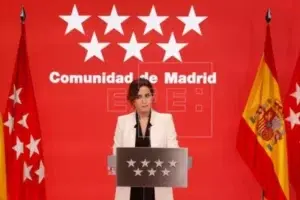 La oposición española se enreda en una lucha interna por el poder