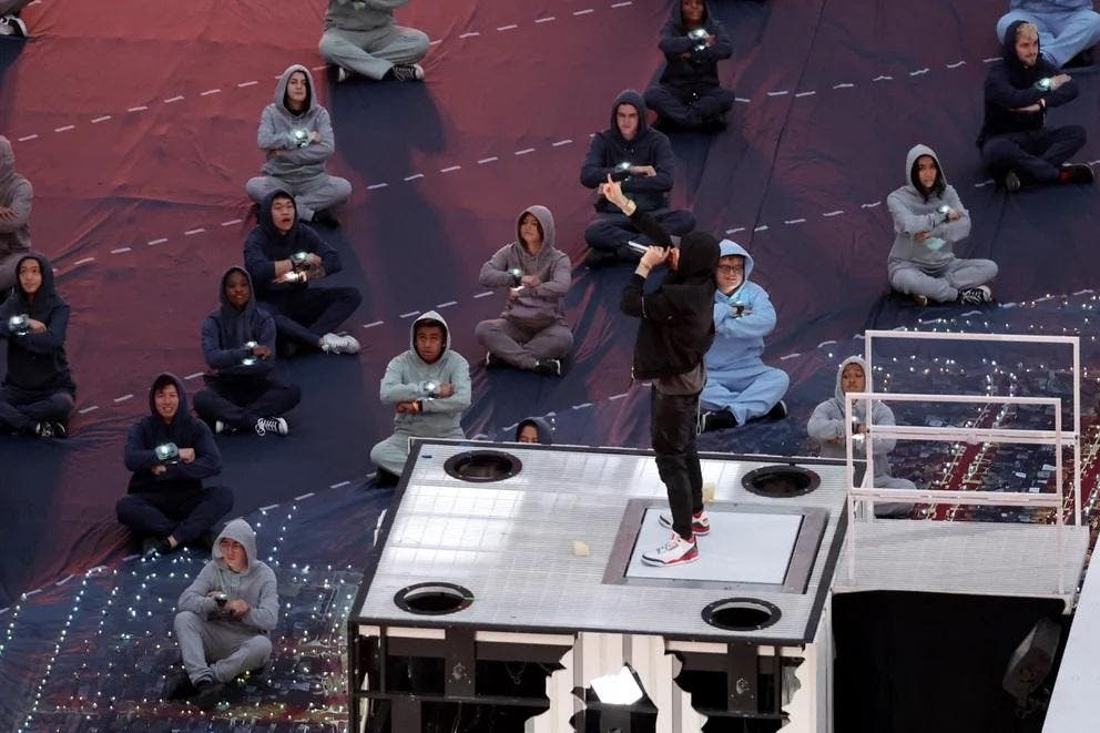 El gesto de Eminem en el show del Super Bowl LVI