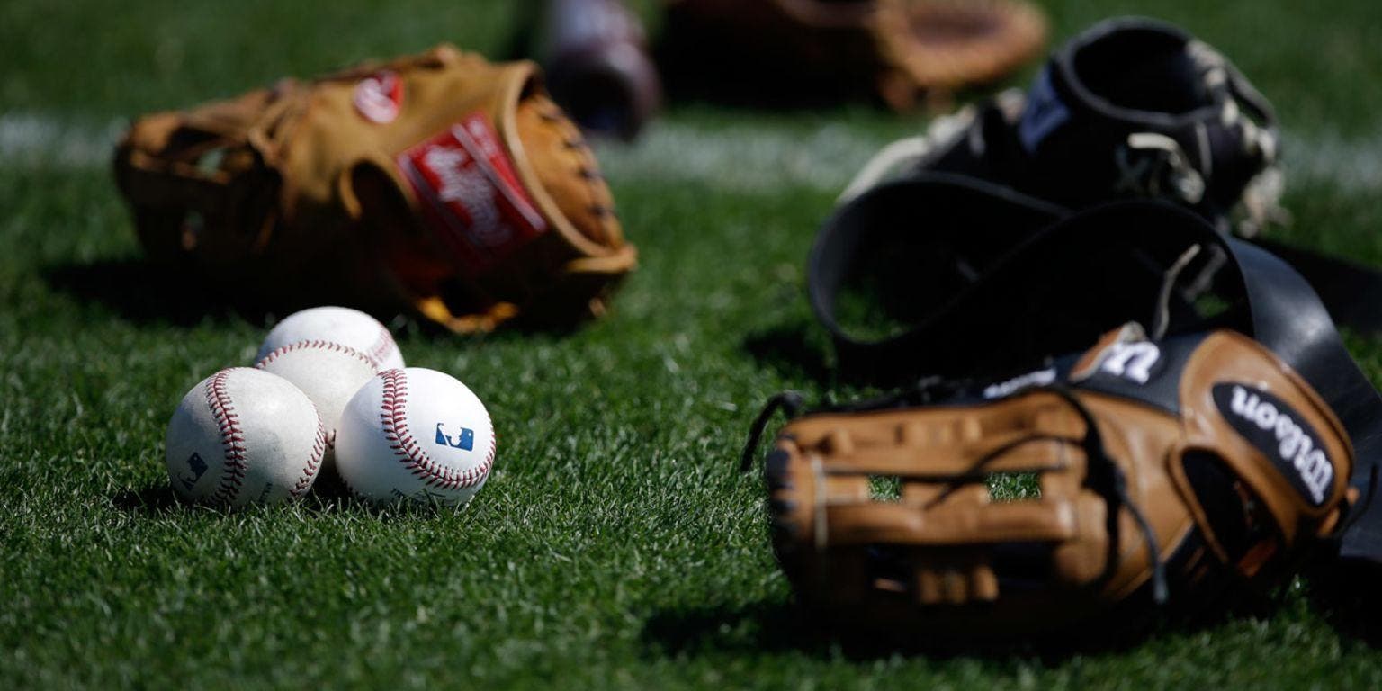 MLB establece calendario y sueldo completo en nueva propuesta a jugadores
