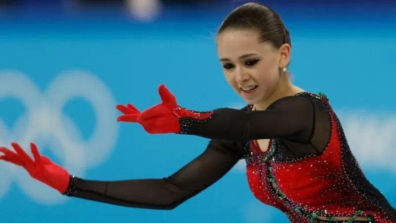 Juegos Olímpicos: El espectacular salto cuádruple que hizo por primera vez una patinadora