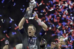 Tom Brady se retira tras 22 temporadas y 7 campeonatos