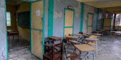 Denuncian hay más de 1.000 escuelas sin reconstruir tras terremoto en Haití