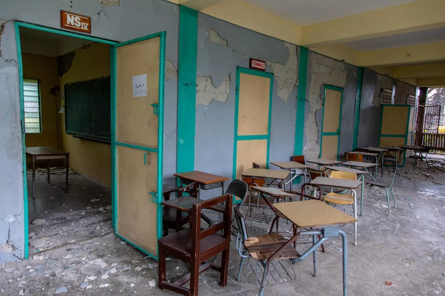 Denuncian hay más de 1.000 escuelas sin reconstruir tras terremoto en Haití