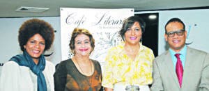 Minerva del Risco participa en el   Café Literario