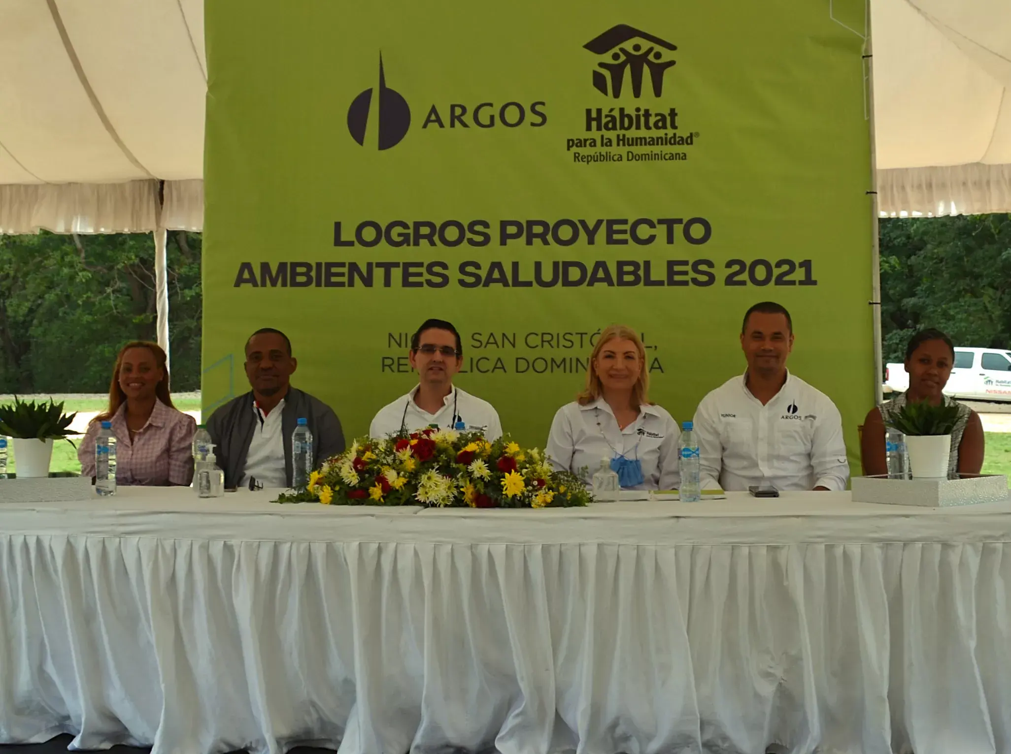 Argos Dominicana y Hábitat para la Humanidad impactan a más de 850 personas