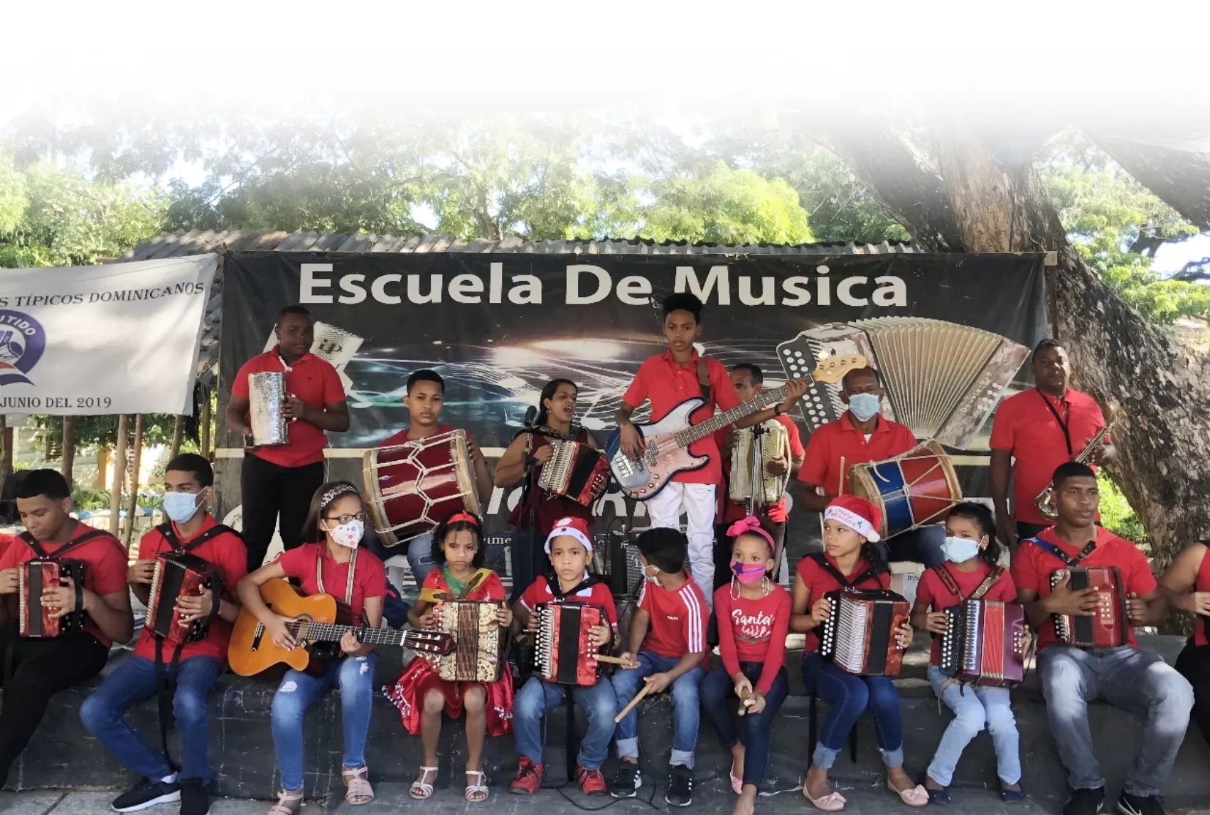 Escuelas música típica forjan nuevos talentos