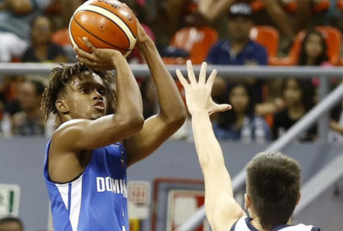 Jean Montero deslumbra en basket colegial  EE. UU.