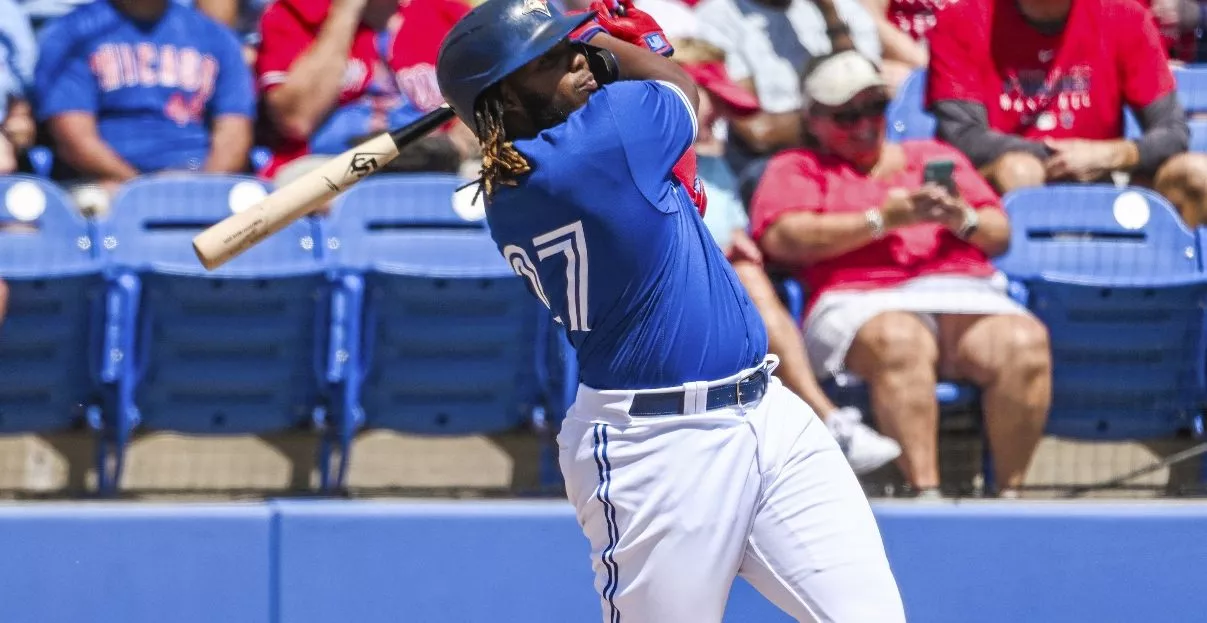 Vladimir Guerrero Jr. pega  segundo H4; Tejeda liga el primero