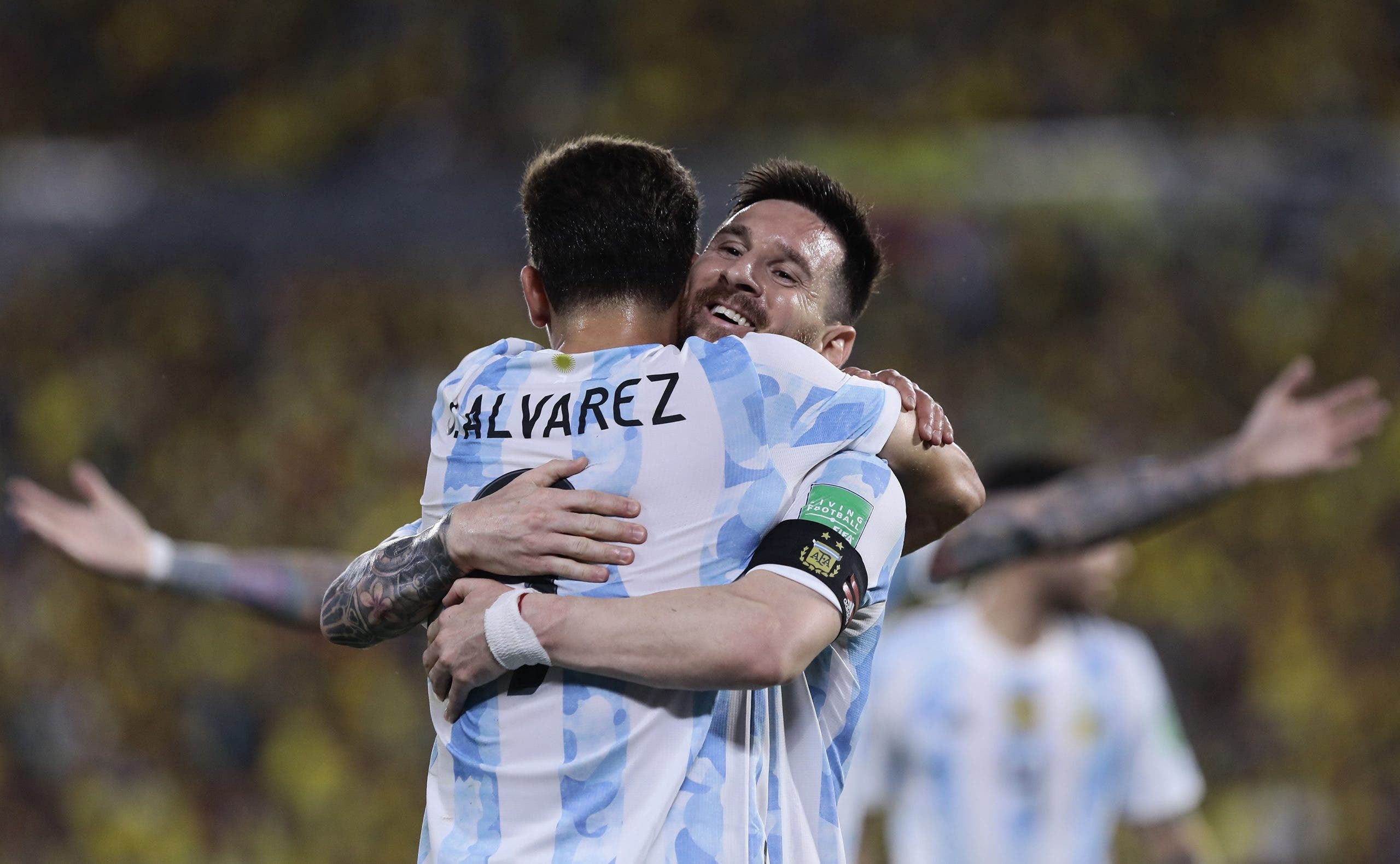 Messi, Cristiano, Ochoa y Guardado ante un 5to Mundial