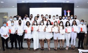 INTEC alcanza los 200 egresados de certificación en Manufactura en Dispositivos Médicos