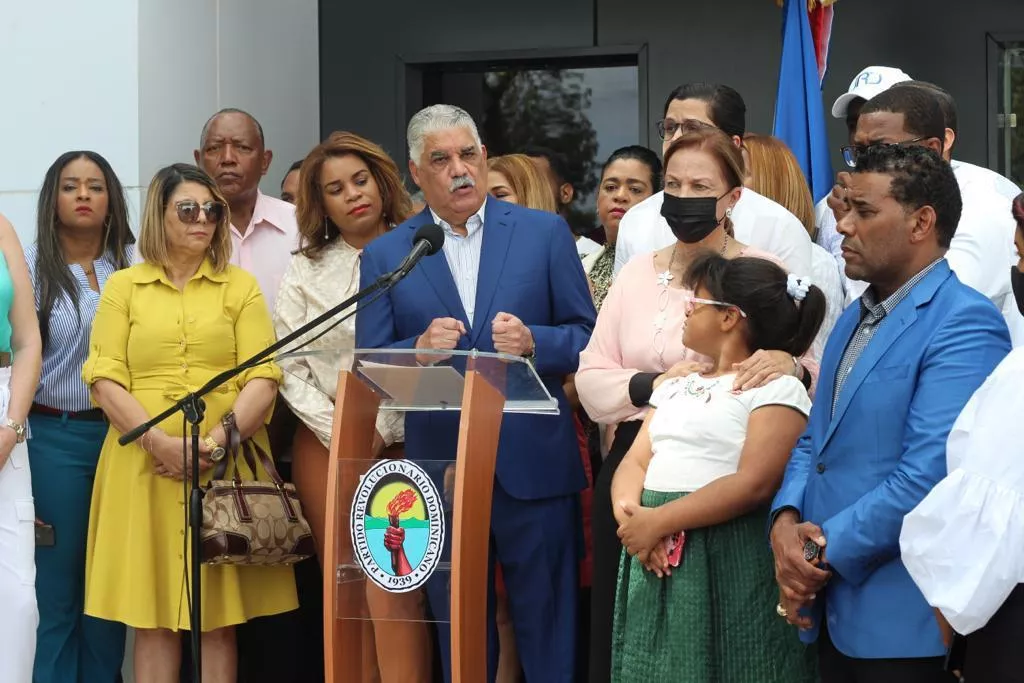 PRD conmemora natalicio de Peña Gómez resaltando su liderazgo