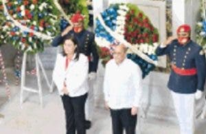 Infotep deposita ofrenda  en Altar de la Patria