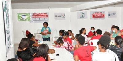 COSALUP realiza taller por el Día Internacional de la Mujer