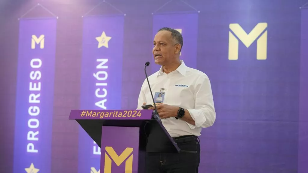 Armando García pide licencia para dedicarse a candidatura de Margarita