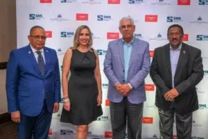 Realizan primer simposio de fomento a la salud bucal para reducir incidencia de caries 