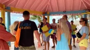 Una ONG dominicana dará refugio a turistas ucranianos varados en el país