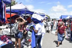 Ventas en mercado de La Pulga se reactivan