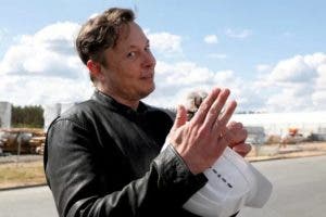 Elon Musk donó 1.900 millones en acciones de Tesla a la caridad